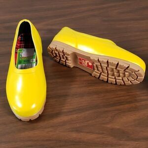 NEW Mid‎ West Rain & Garden Loafers Yellow Rubber Waterproof Booties 6